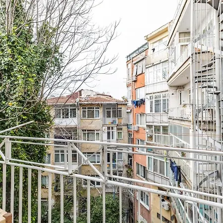 Appartement Furnished And Spacious Flat In Central Kadikoy *